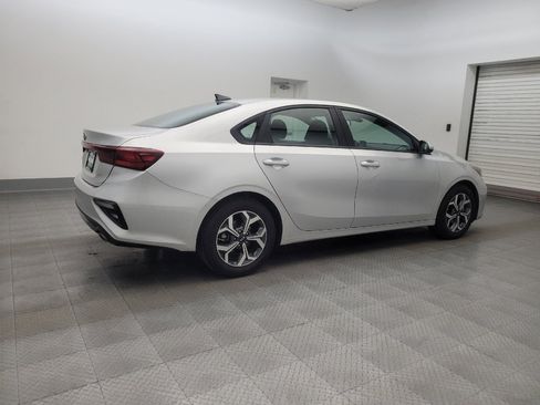 Used 2021 Kia Forte LXS image 10