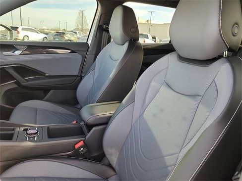 New 2026 Volkswagen Tiguan SE R-Line image 14