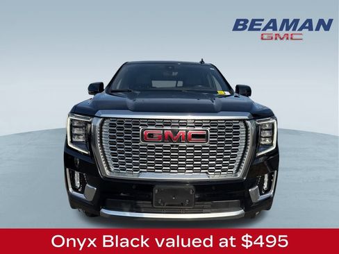 Used 2021 GMC Yukon Denali w/ Denali Premium Package image 2