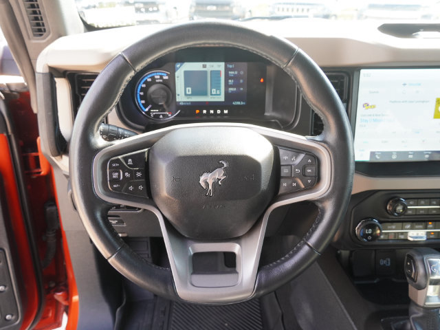 Used 2023 Ford Bronco Wildtrak AWD/4WD image 26