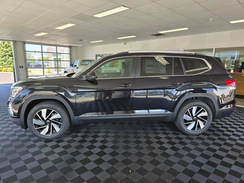 New 2026 Volkswagen Atlas SEL AWD/4WD image 6