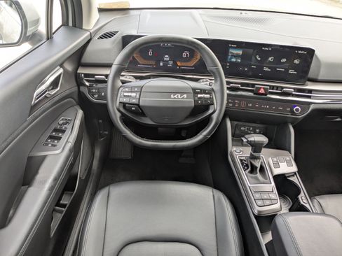 Used 2026 Kia Sportage EX image 18