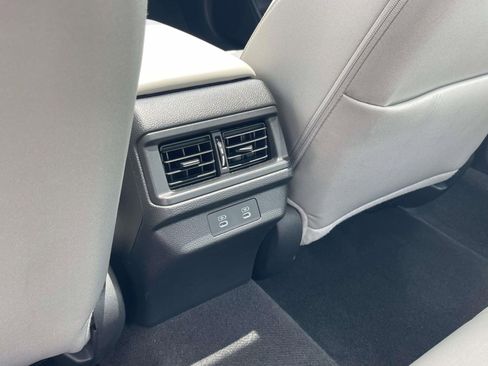 Used 2025 Honda Accord SE image 11