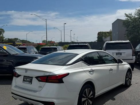 Used 2020 Nissan Altima 2.5 SV AWD/4WD image 5