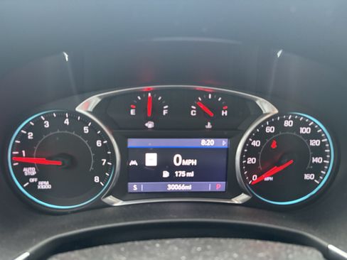 Used 2019 Chevrolet Equinox Premier FWD image 11