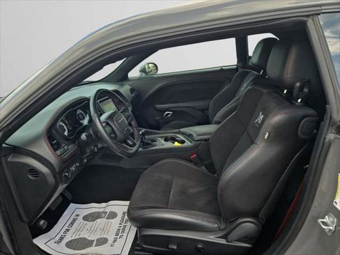 Certified 2023 Dodge Challenger R/T Scat Pack w/ Plus Package image 9