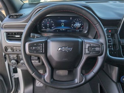 Used 2024 Chevrolet Suburban RST w/ Luxury Package image 11