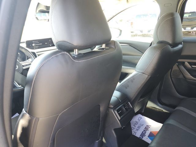 Used 2025 MAZDA CX-50 AWD 2.5 S w/ Preferred Package image 14