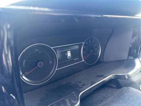 Certified 2023 Kia Sorento EX image 5