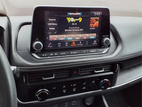 Certified 2023 Nissan Rogue S image 26