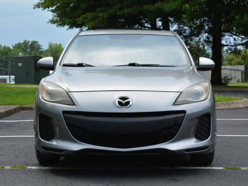 Used 2012 MAZDA MAZDA3 i Grand Touring w/ Tech Pkg FWD image 2