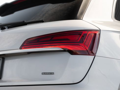 Certified 2022 Audi Q5 2.0T Premium Plus image 32