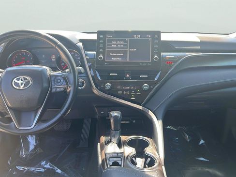 Used 2024 Toyota Camry XSE FWD image 10