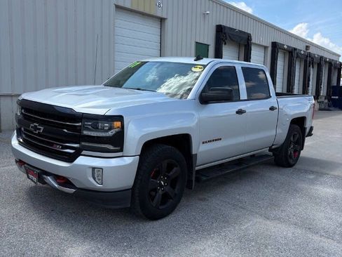 Used 2017 Chevrolet Silverado 1500 LTZ Z71 w/ Redline Edition AWD/4WD image 3