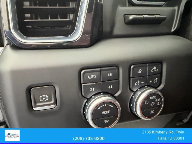 Used 2024 GMC Sierra 3500 Denali Ultimate AWD/4WD image 14