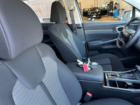 New 2026 Kia Sorento LX image 26