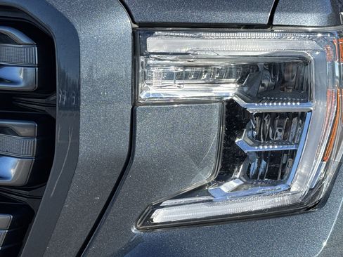 Used 2021 GMC Sierra 1500 AT4 image 6