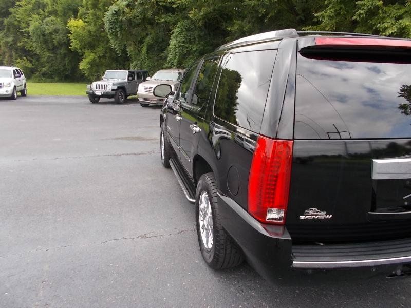 Used 2008 Cadillac Escalade 2WD image 4