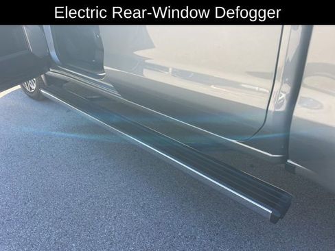 Used 2024 GMC Sierra 1500 Denali Ultimate image 12