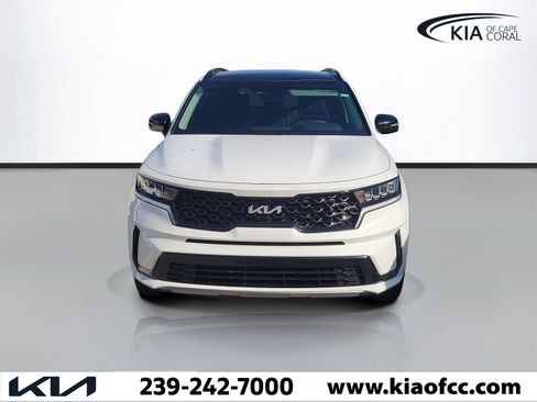 Certified 2023 Kia Sorento S w/ Panoramic Sunroof Package FWD image 2