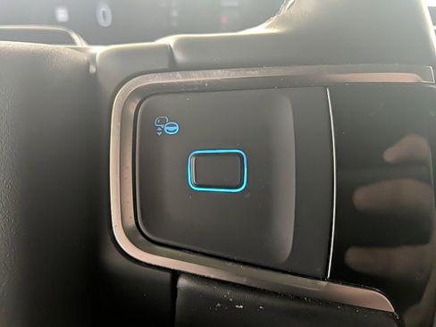 Used 2025 Ford Expedition Max Platinum image 23