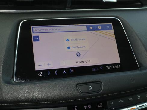 Used 2019 Cadillac XT4 Premium Luxury image 32