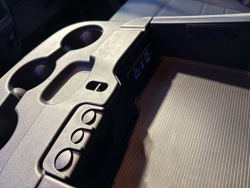 Used 2018 RAM 1500 Express w/ Express Value Package image 21