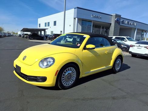 Used 2014 Volkswagen Beetle 2.5 image 6
