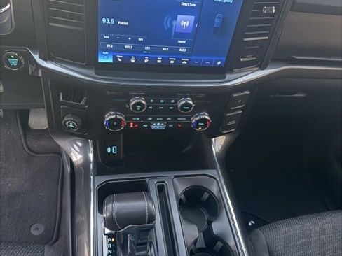 Used 2020 Ford Explorer XLT w/ Class III Trailer Tow Package image 14