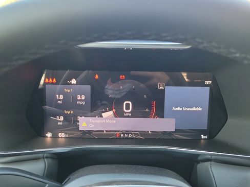 New 2025 GMC Canyon Elevation w/ Convenience Package image 9