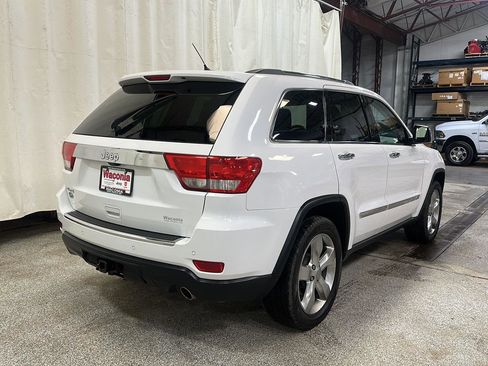 Used 2013 Jeep Grand Cherokee Overland w/ Advance Technology Group image 6