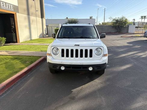 Used 2017 Jeep Patriot Sport w/ Power Value Group image 9