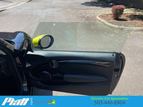 Used 2021 MINI Cooper SE w/ 6.5" Touchscreen Package FWD image 39