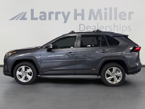 Certified 2020 Toyota RAV4 Limited AWD/4WD image 2