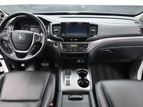 Certified 2023 Honda Ridgeline RTL image 10