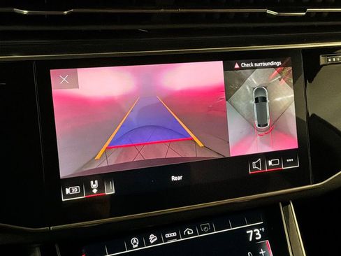 Used 2022 Audi Q8 Premium Plus image 3