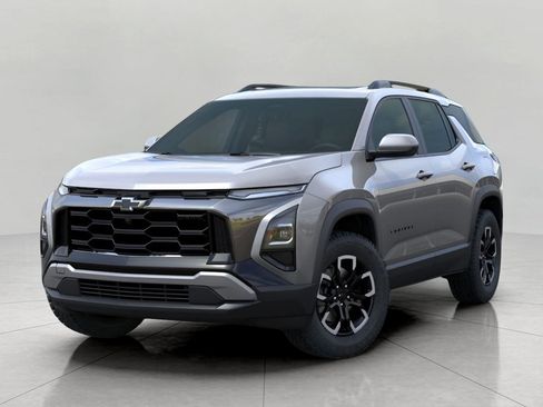 Used 2026 Chevrolet Equinox ACTIV w/ LPO, Floor Liner Package AWD/4WD image 6
