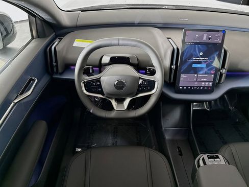 New 2026 Volvo EX30 Cross Country Ultra w/ Protection Package Premier AWD/4WD image 23