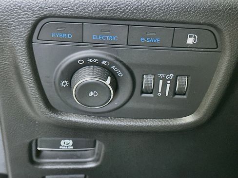 Used 2024 Jeep Grand Cherokee Limited 4xe AWD/4WD image 17