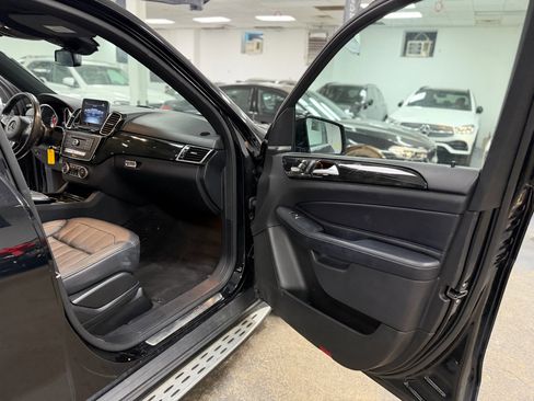 Used 2018 Mercedes-Benz GLE 350 4MATIC w/ Premium 1 Package image 31