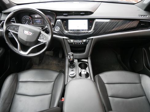 Certified 2023 Cadillac XT6 Premium Luxury image 13