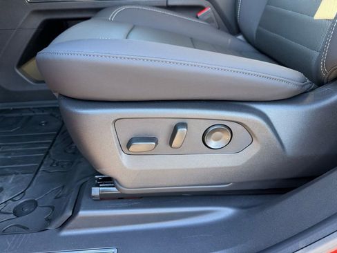 New 2026 GMC Hummer EV 4x4 Crew Cab image 11