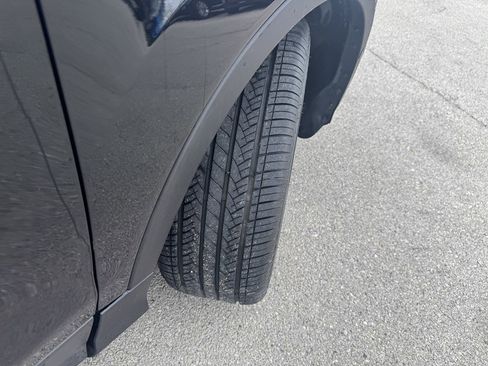 Used 2019 Ford Escape Titanium image 11