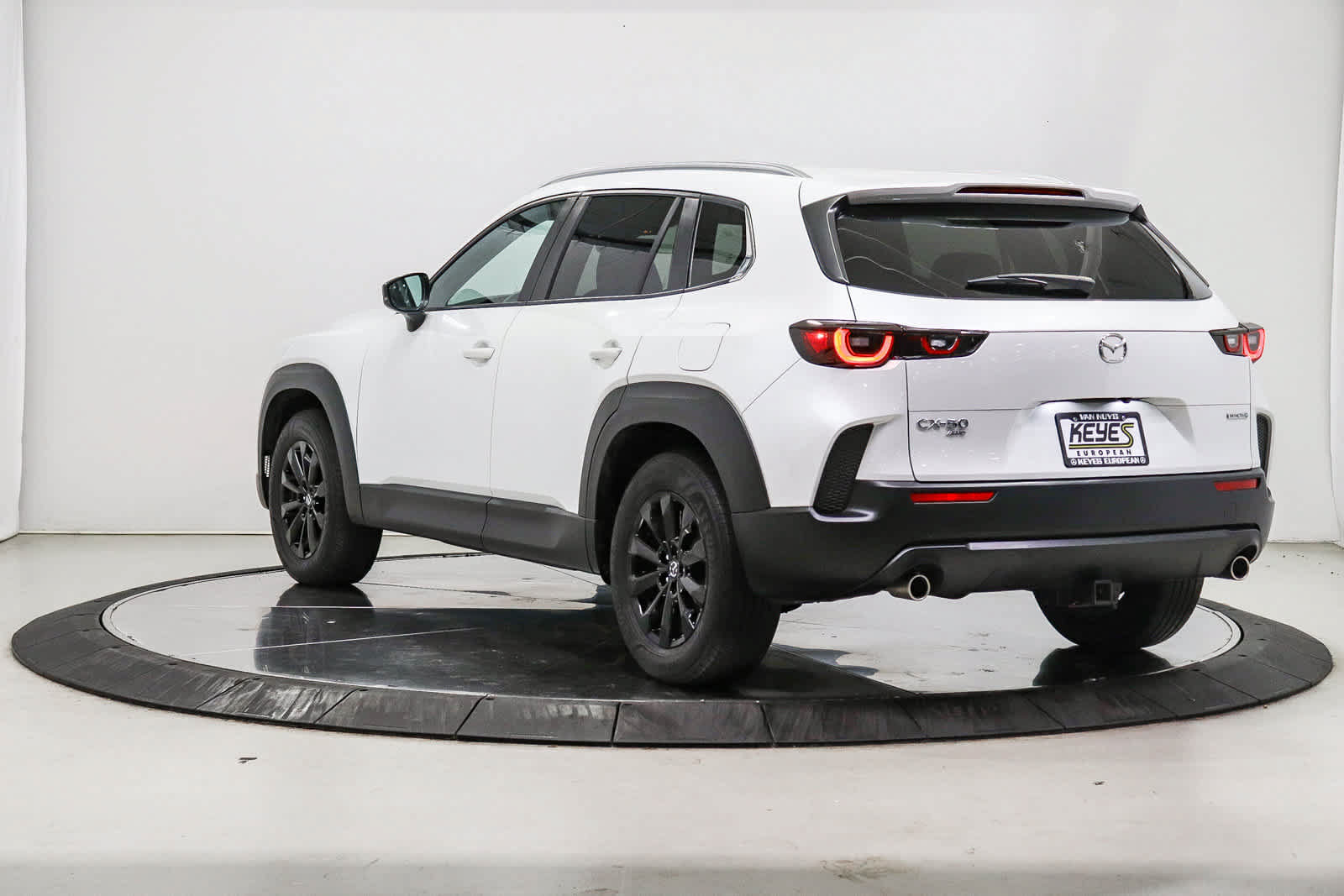 Used 2024 MAZDA CX-50 AWD 2.5 S w/ Select Package image 2