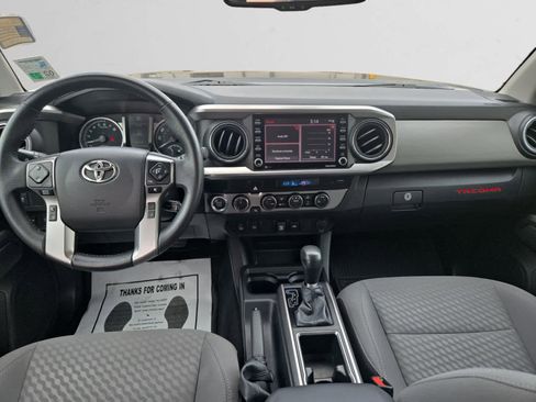 Used 2023 Toyota Tacoma SR5 w/ Technology Package AWD/4WD image 10