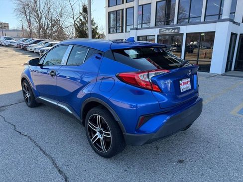Used 2019 Toyota C-HR LE image 7
