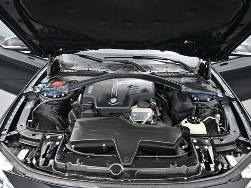 Used 2018 BMW 320i Sedan image 21