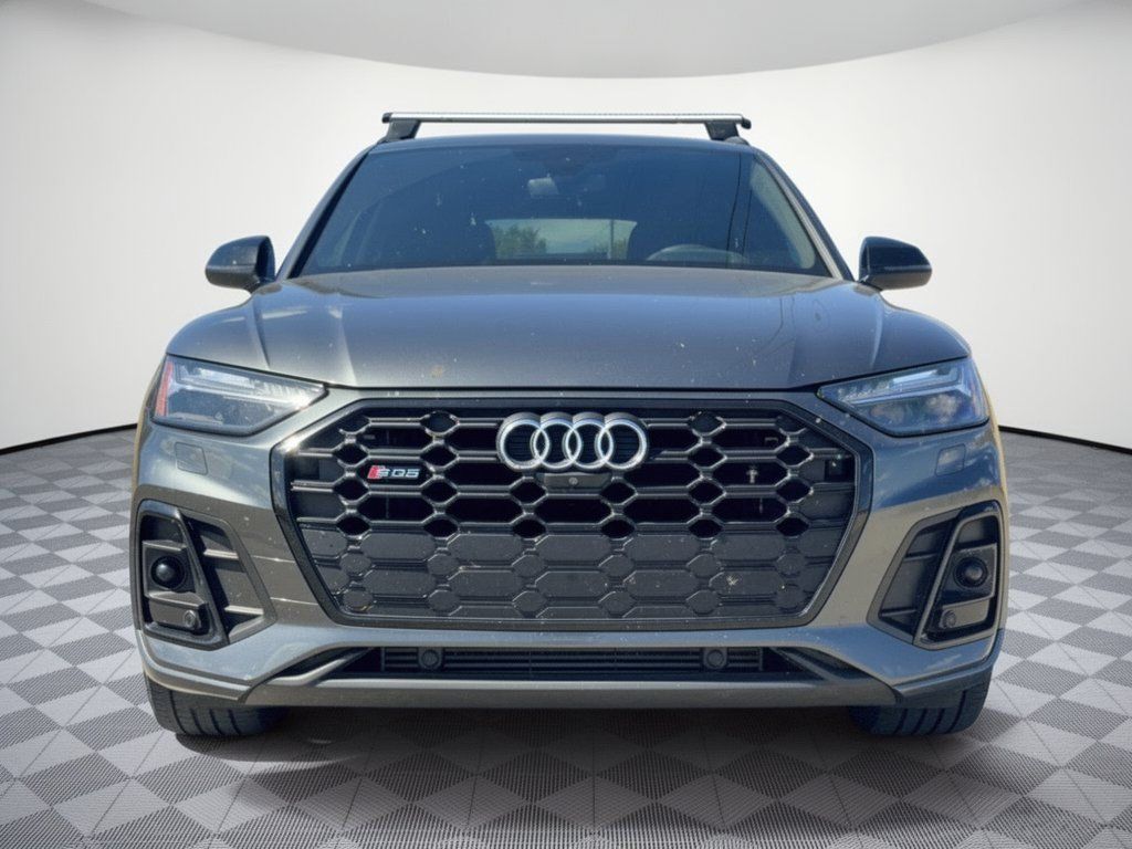 Used 2023 Audi SQ5 Prestige AWD/4WD image 6