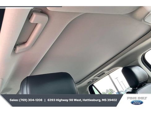 Used 2025 Ford Expedition Active AWD/4WD image 16