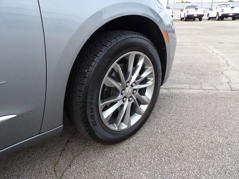 Used 2024 Buick Enclave Avenir w/ Trailering Package, 5000 lbs. FWD image 12
